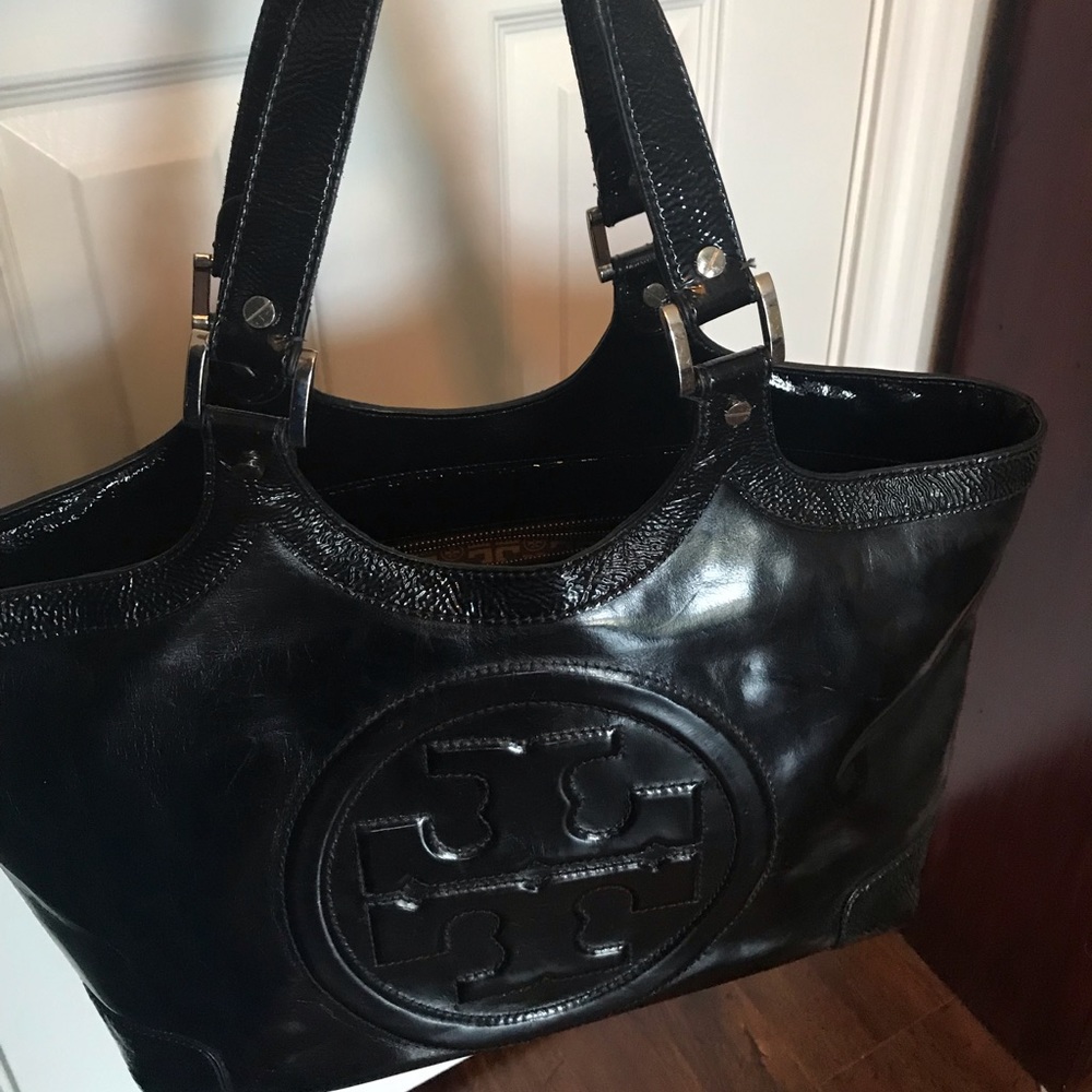 Tory Burch Black patent classic tote